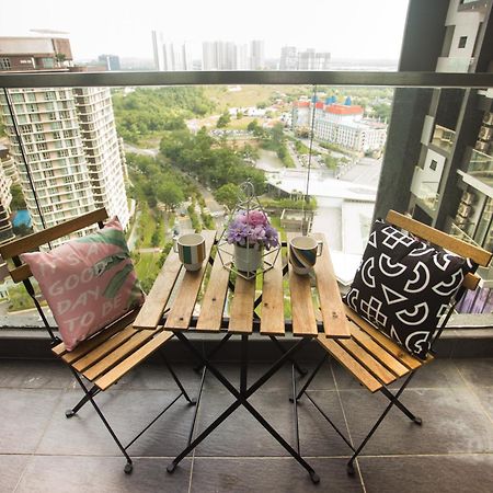 D'Pristine Medini By The One - 8Min Walk To Legoland Appartement Nusajaya  Buitenkant foto