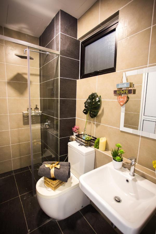 D'Pristine Medini By The One - 8Min Walk To Legoland Appartement Nusajaya  Buitenkant foto